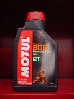 Motul 800 2T.jpg